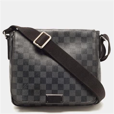 district louis vuitton bag